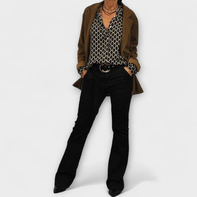 Imma – Blusa moderna con escote en V