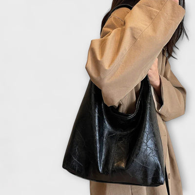 Clara – Bolso de hombro de ante