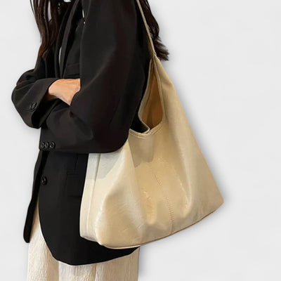 Clara – Bolso de hombro de ante