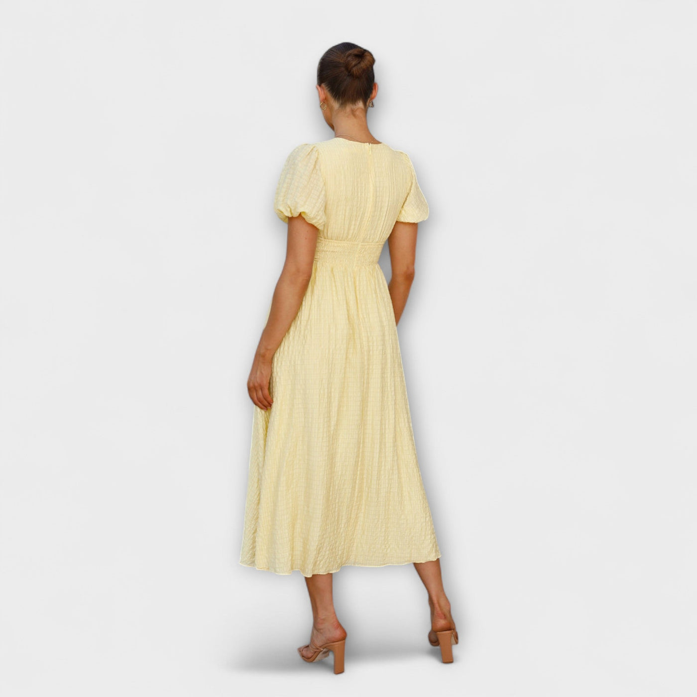 Enrica – Maxivestido con escote en V